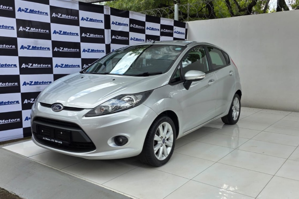 2012 Ford Fiesta 1.4i TREND 5-Door